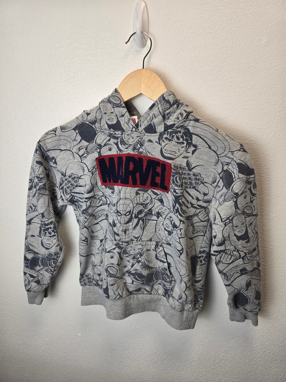 Marvel Unisex Youth Size Small Hoodie Gray